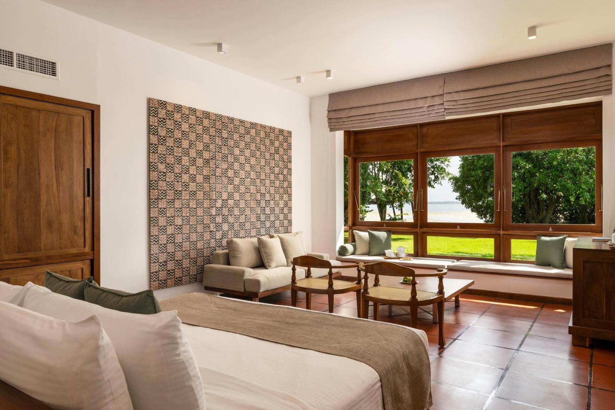 Jetwing Lagoon Wellness, A Luxury Reserve - Adults Only Negombo Exterior photo