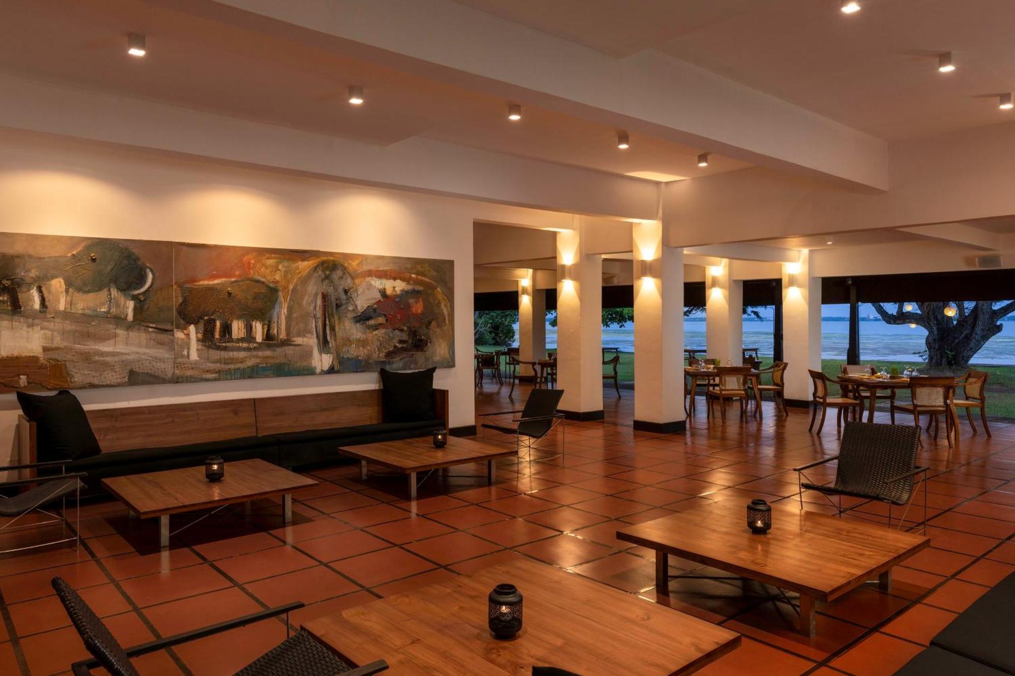 Jetwing Lagoon Wellness, A Luxury Reserve - Adults Only Negombo Exterior photo