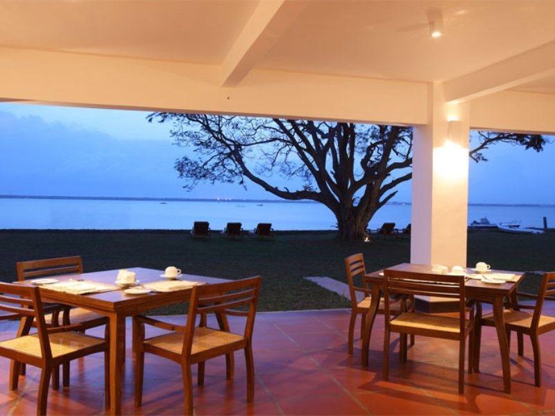Jetwing Lagoon Wellness, A Luxury Reserve - Adults Only Negombo Exterior photo