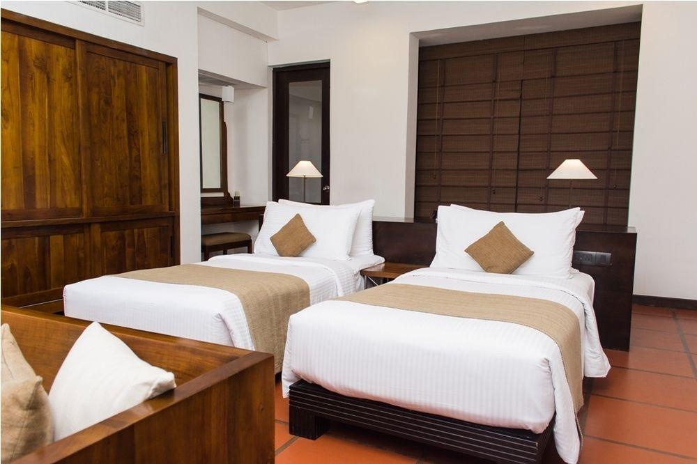 Jetwing Lagoon Wellness, A Luxury Reserve - Adults Only Negombo Exterior photo