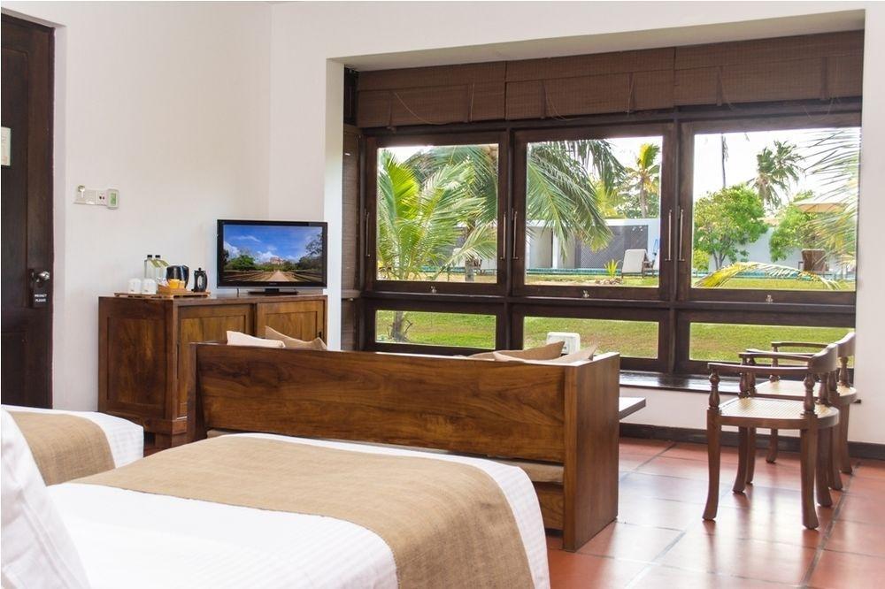 Jetwing Lagoon Wellness, A Luxury Reserve - Adults Only Negombo Exterior photo